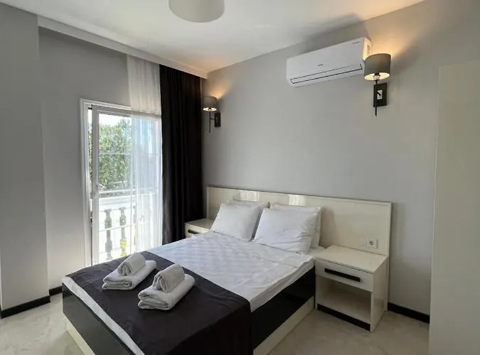 Beyaz Inci Hotel Palamutbuku