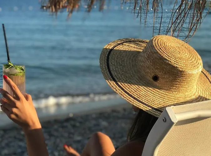 Beyaz Inci * Palamutbuku