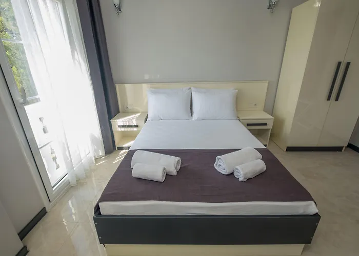 Beyaz Inci * Palamutbuku