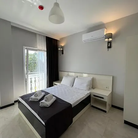 Beyaz Inci Hotel Palamutbuku