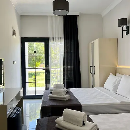 Beyaz Inci Hotel Palamutbuku